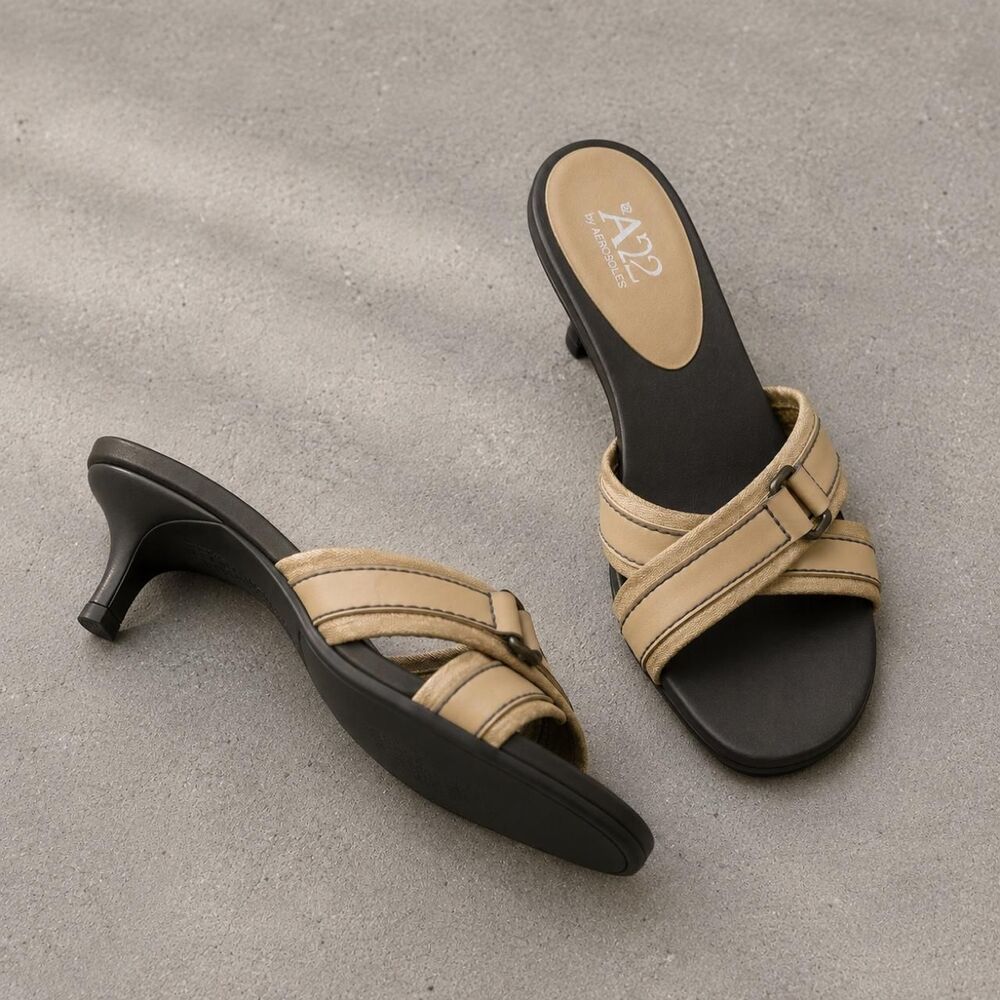 Aerosoles Women's Tan and Cream Sandals